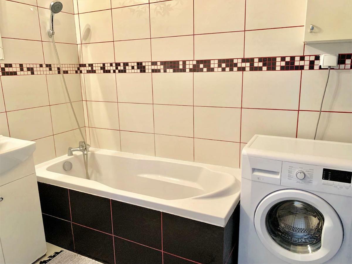 2-Room Apartment Nowy Dwór Mazowiecki 외부 사진